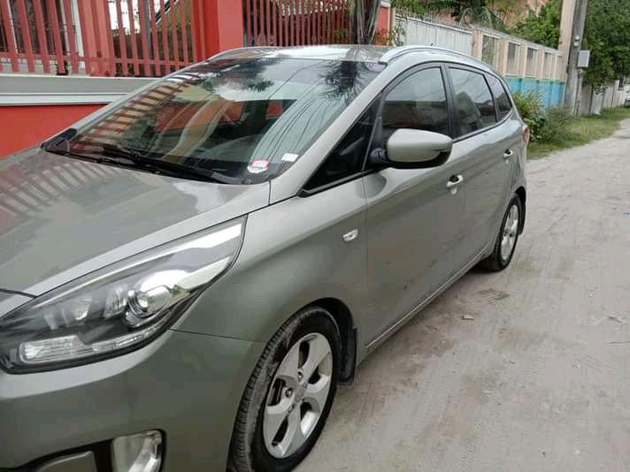 Kia Carens • 2014 • 68,000 km 2