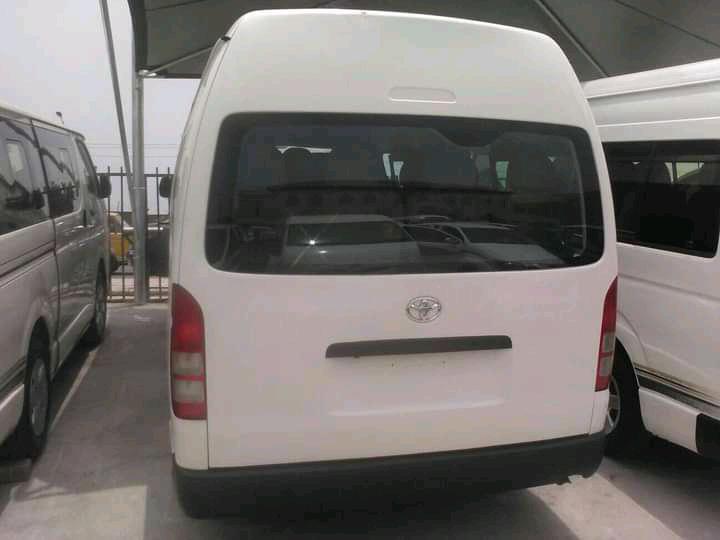 Toyota Hiace • 2010 • 4,500 km 4