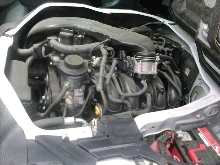 Toyota Hiace • 2010 • 4,500 km 3