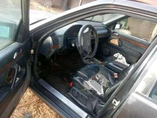 Mercedes-Benz 260 - 560 SEL • 1994 • 19,988 km 3