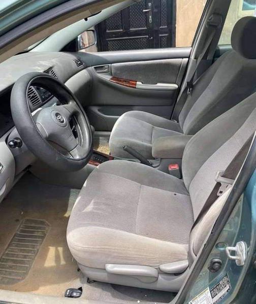 Toyota Corolla • 2006 • 111,001 km 2