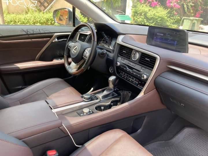 Lexus RX • 2016 • 5,471 km 2