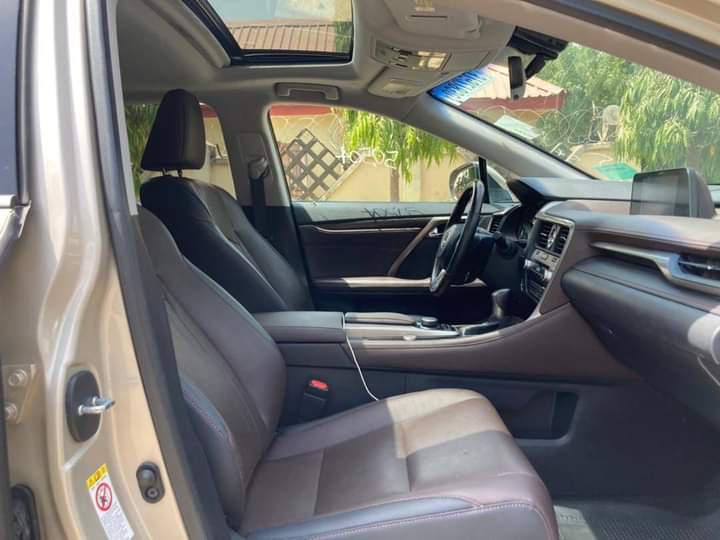 Lexus RX • 2016 • 5,471 km 7