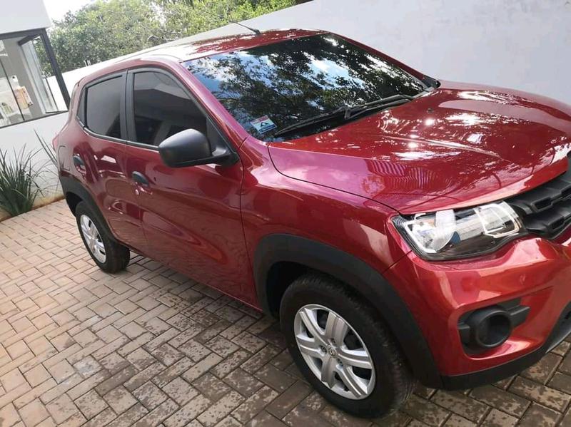 Renault 10 • 2020 • 4,000 km 3