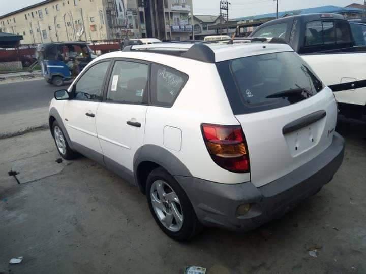 Pontiac Vibe • 2003 • 122,710 km 4