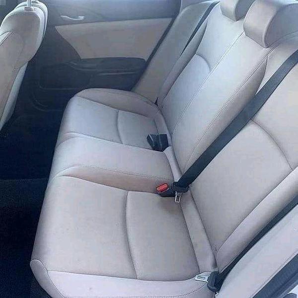 Honda Civic • 2018 • 13,476 km 2