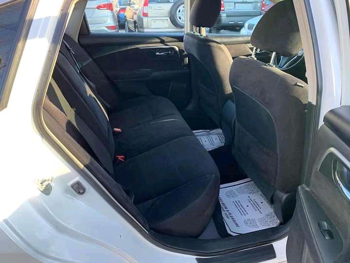 Nissan Altima • 2013 • 100,000 km 3