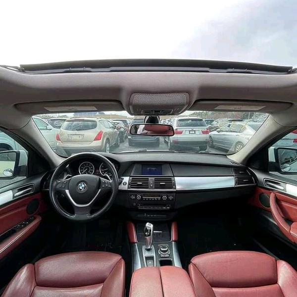 BMW X6 • 2014 • 145,000 km 10