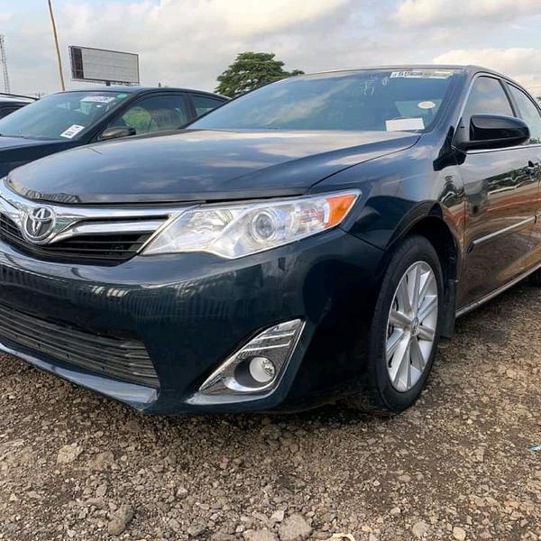 Toyota Camry • 2014 • 145,000 km 2