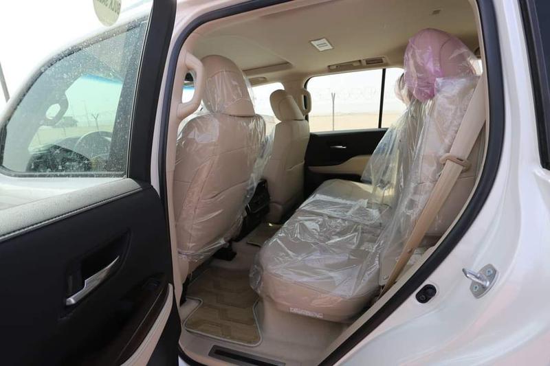 Toyota Land Cruiser • 2021 • 0 km 4