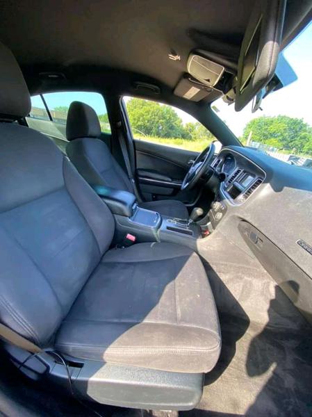 Dodge Charger • 2012 • 134,000 km 10