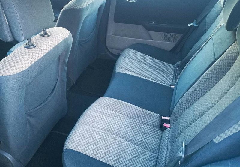 Renault Mégane • 2004 • 149,000 km 5