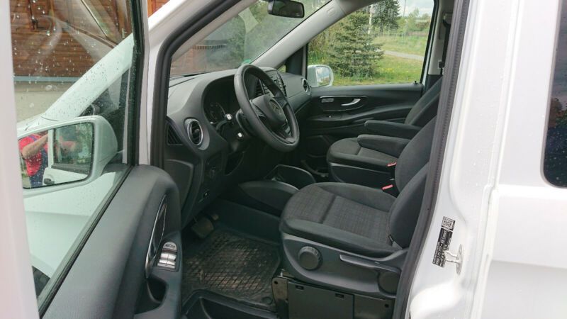 Mercedes-Benz Sprinter • 2017 • 170,000 km 11