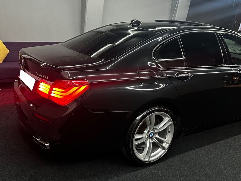 BMW 7 Series • 2013 • 164,000 km 5
