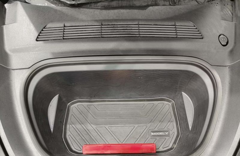 Tesla Model Y • 2023 • 39,514 km 12