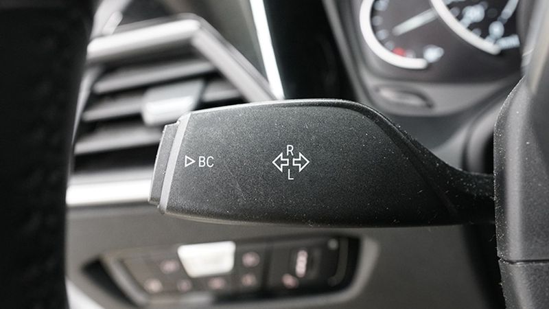 BMW 3 Series • 2019 • 106,800 km 13