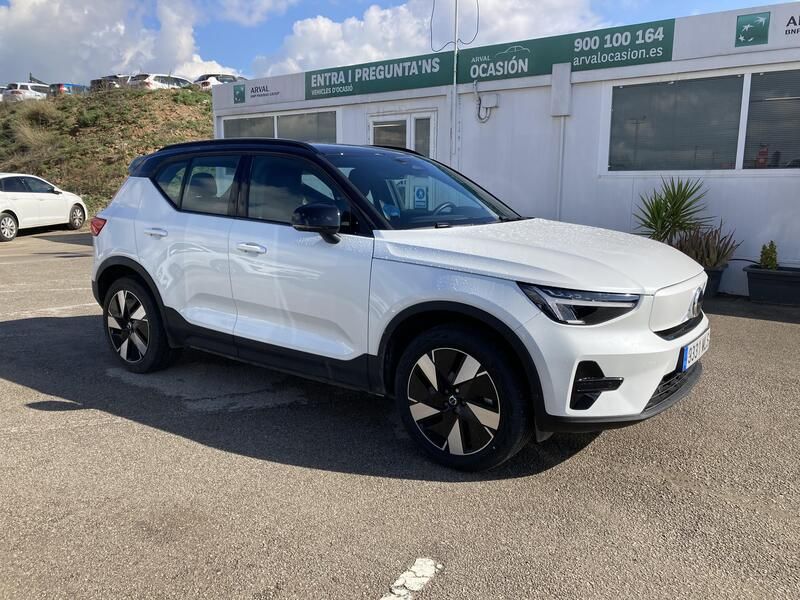 Volvo XC40 • 2023 • 16,708 km 7