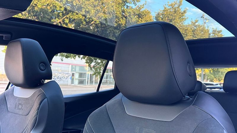 Volkswagen ID.4 • 2022 • 20,987 km 7