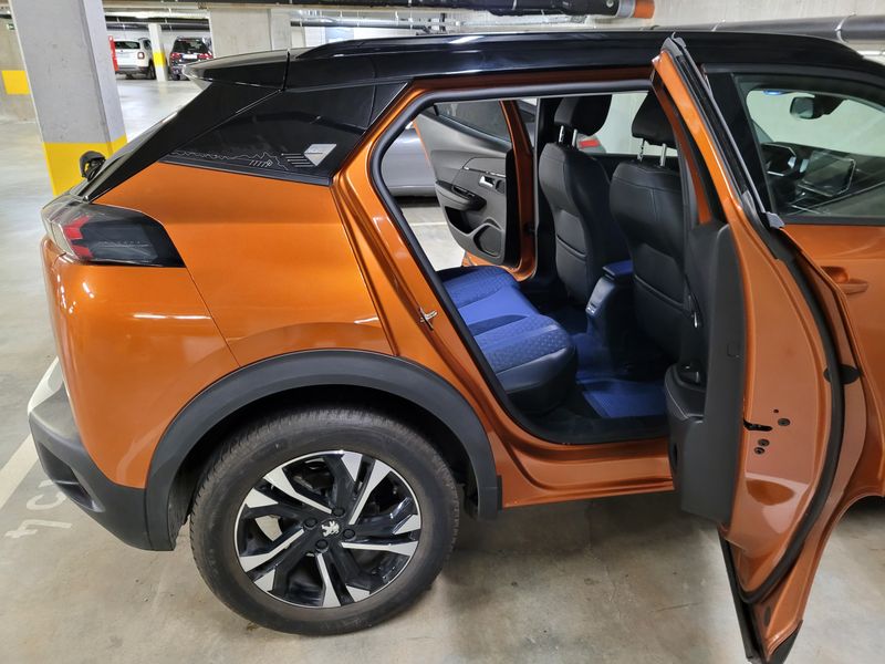 Peugeot 2008 • 2022 • 24,000 km 7