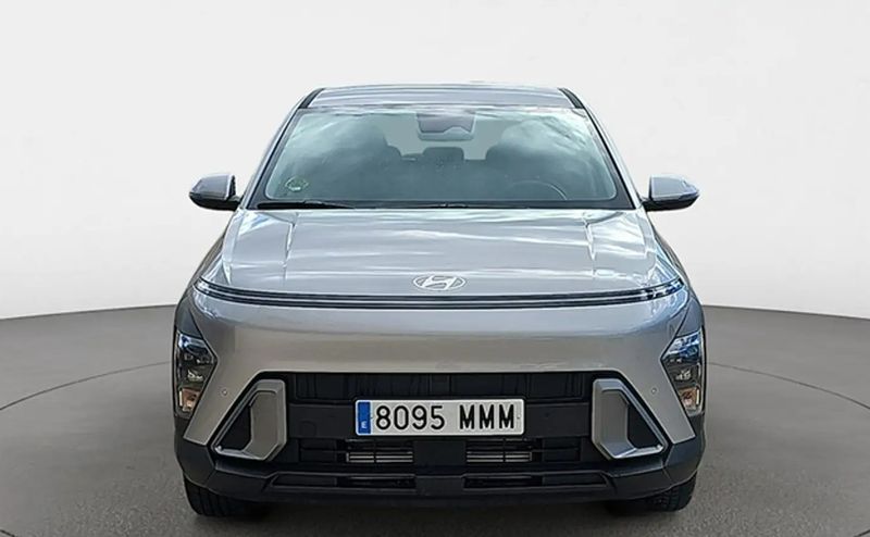 Hyundai Kona • 2023 • 9,654 km 4