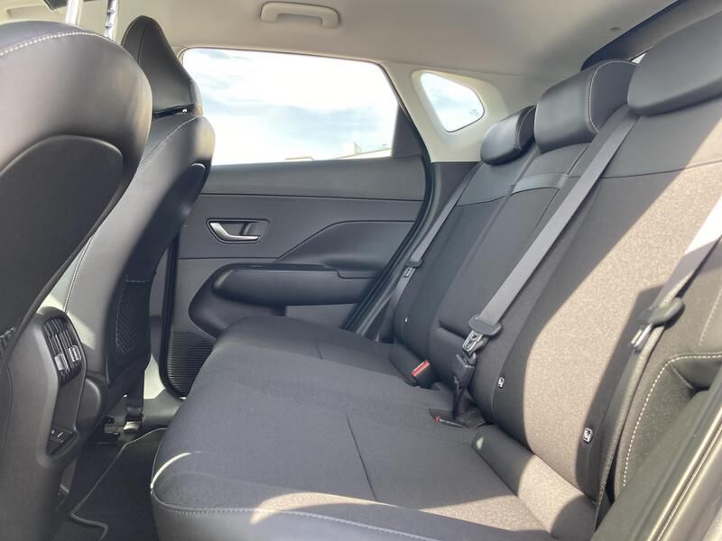 Hyundai Kona • 2024 • 9,678 km 17