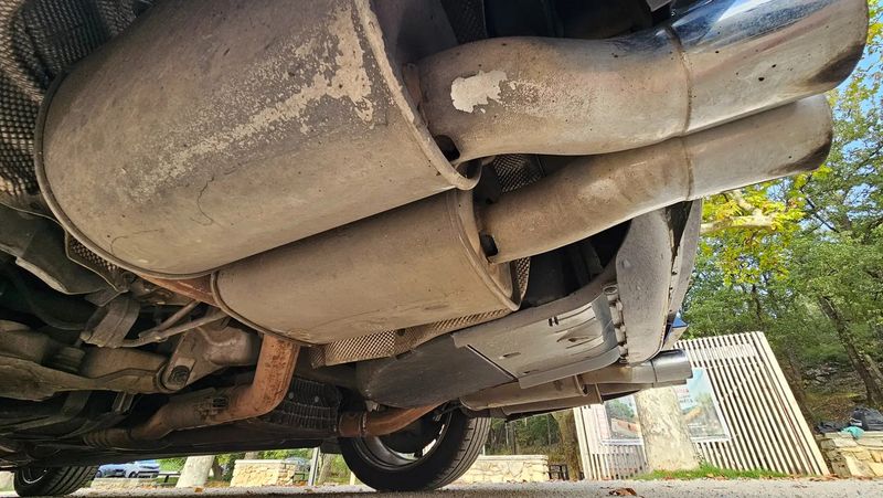 BMW 5 Series • 2007 • 137,700 km 14