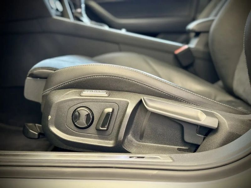 Volkswagen Arteon • 2018 • 76,000 km 5