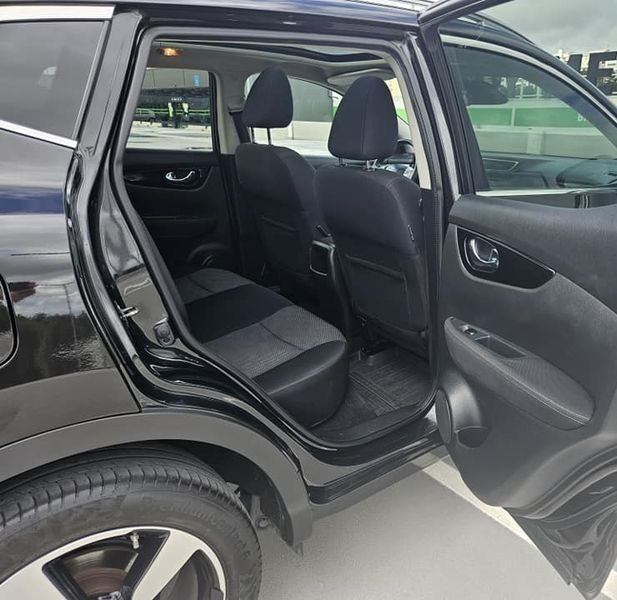 Nissan Qashqai • 2015 • 125,000 km 7