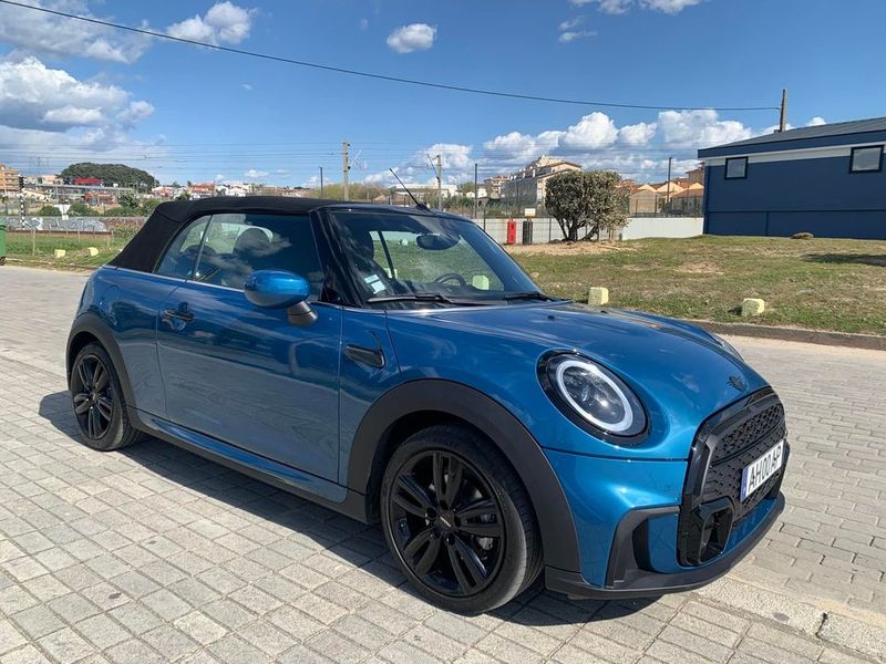 MINI Convertible • 2021 • 15,000 km 2