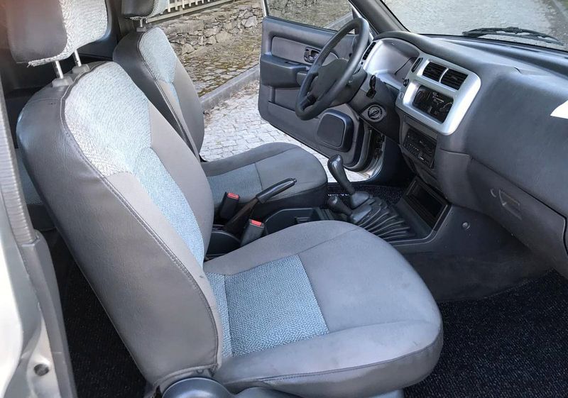 Mitsubishi L200 • 2000 • 200,000 km 3