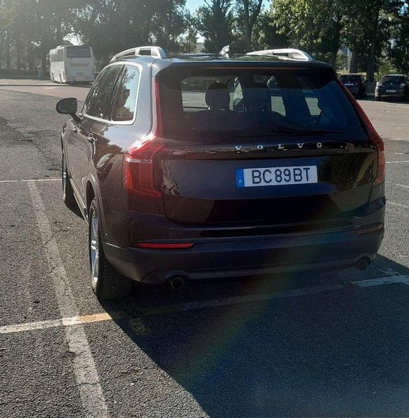 Volvo XC90 • 2015 • 250,000 km 2