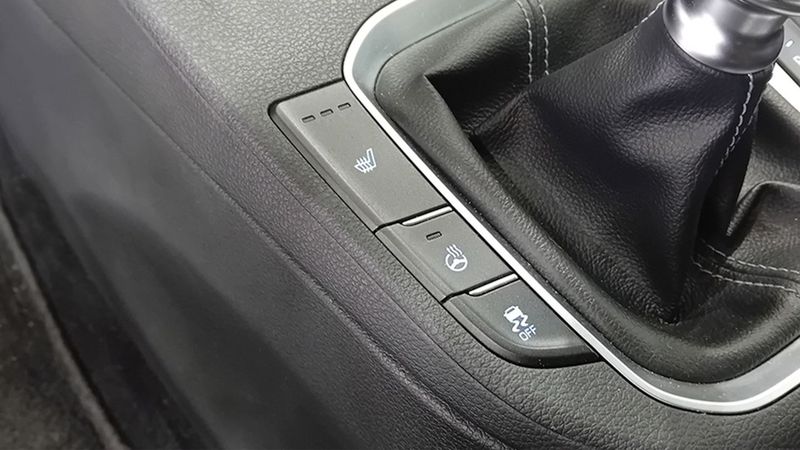 Hyundai i30 • 2018 • 40,710 km 8