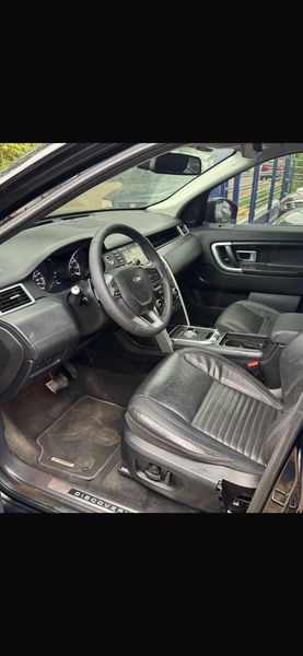 Land Rover Discovery Sport • 2015 • 88,000 mi 6