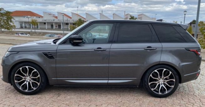 Land Rover Range Rover Sport • 2018 • 145,000 km 2