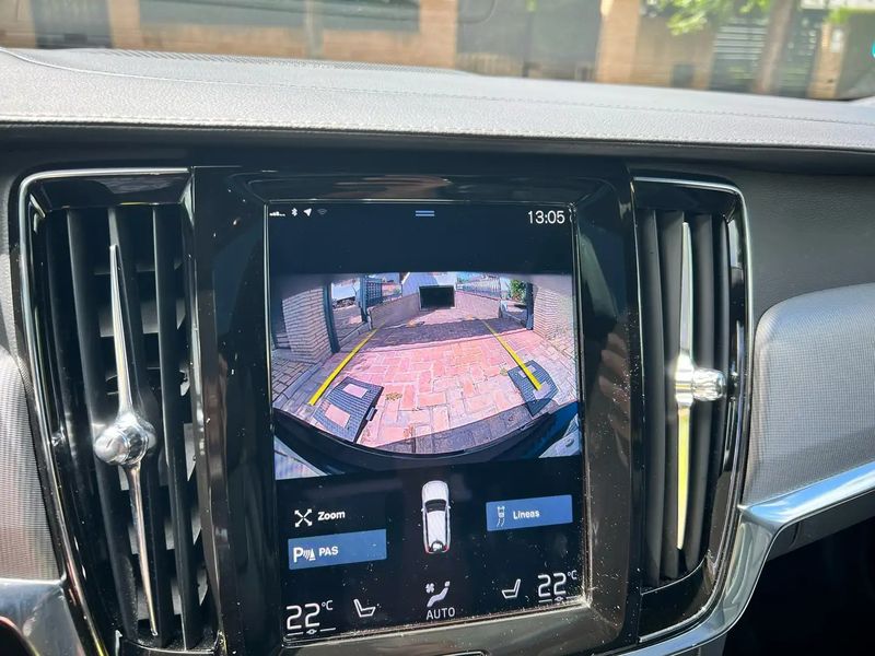 Volvo V90 • 2021 • 120,000 km 8