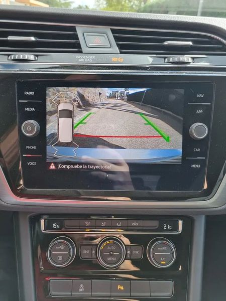 Volkswagen Touran • 2021 • 55,000 km 2