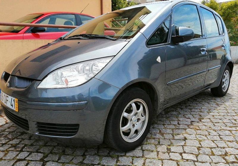 Mitsubishi Colt • 1999 • 2,008 km 4