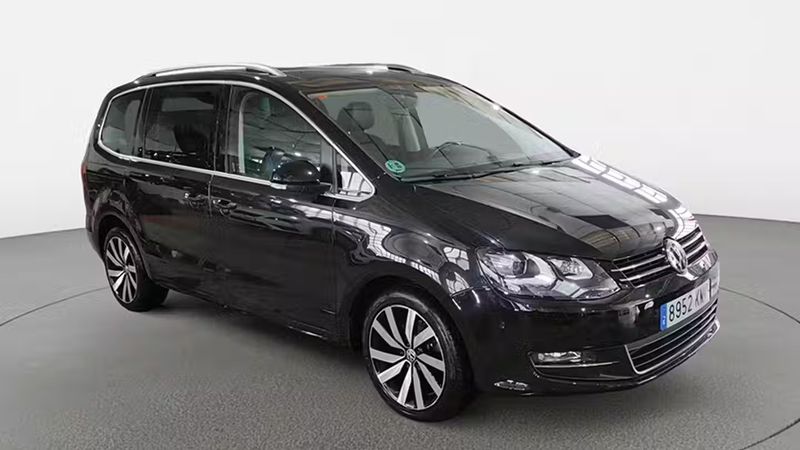 Volkswagen Sharan • 2018 • 68,987 km 2