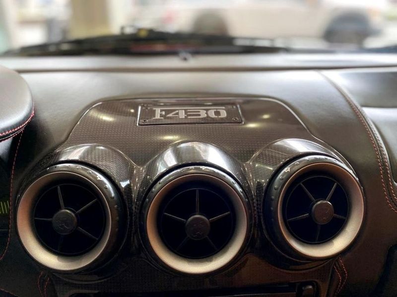 Ferrari F430 • 2007 • 88,000 km 7