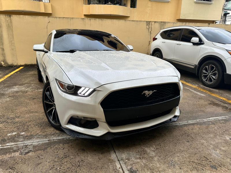 Ford Mustang • 2016 • 10,000 km 2