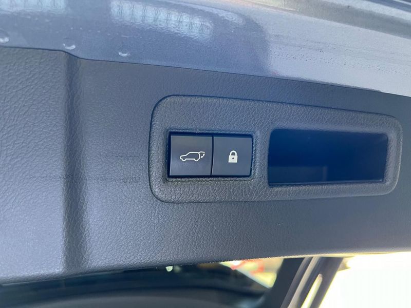 Lexus NX • 2020 • 59,500 km 8