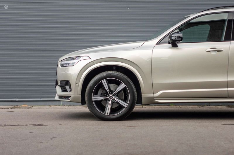 Volvo XC90 • 2016 • 177,000 km 15