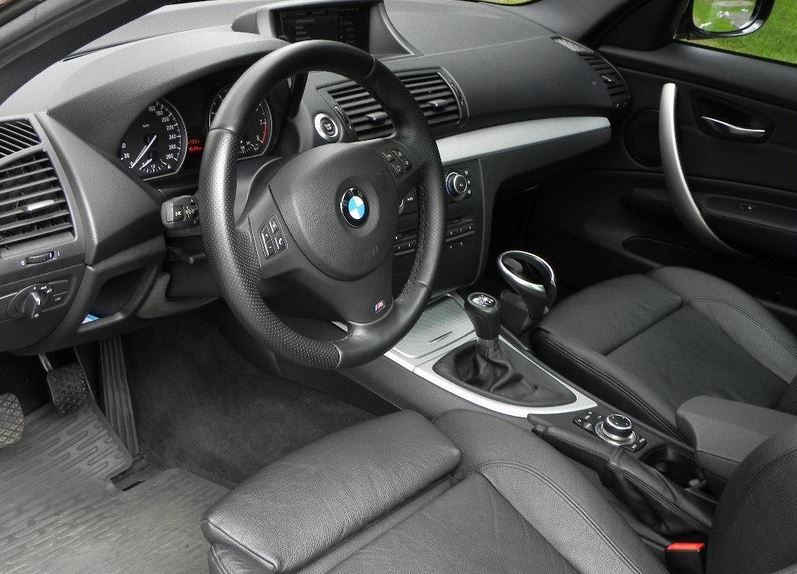 BMW 1 Series • 2011 • 130,000 km 4