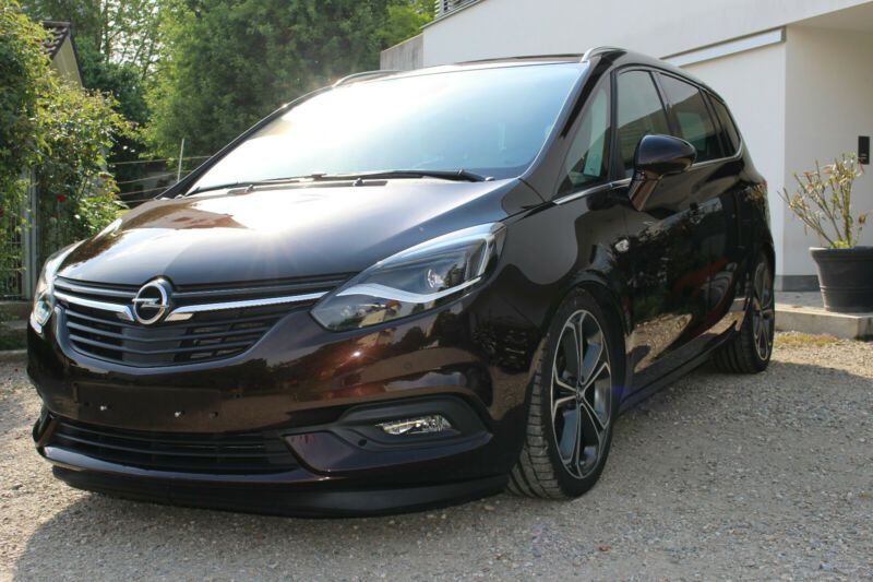 Opel Zafira • 2016 • 82,755 km 3