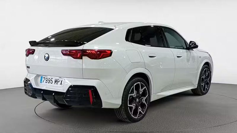 BMW X2 • 2024 • 13,176 km 8