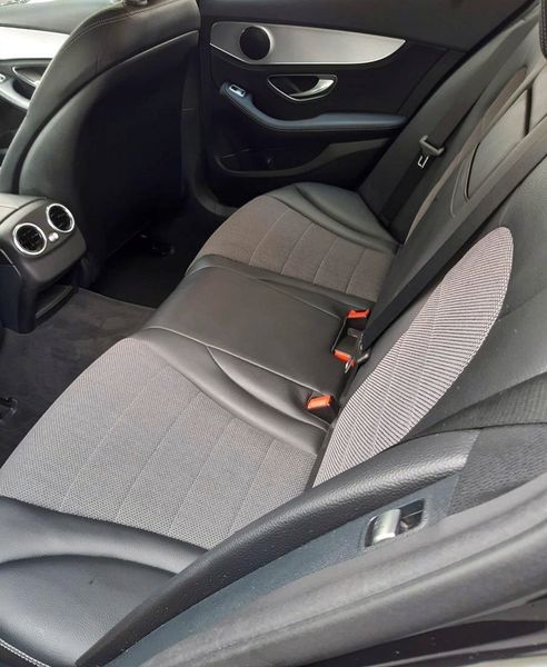 Mercedes-Benz C • 2015 • 159,999 km 6