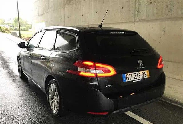 Peugeot 308 SW • 2019 • 10,000 km 1