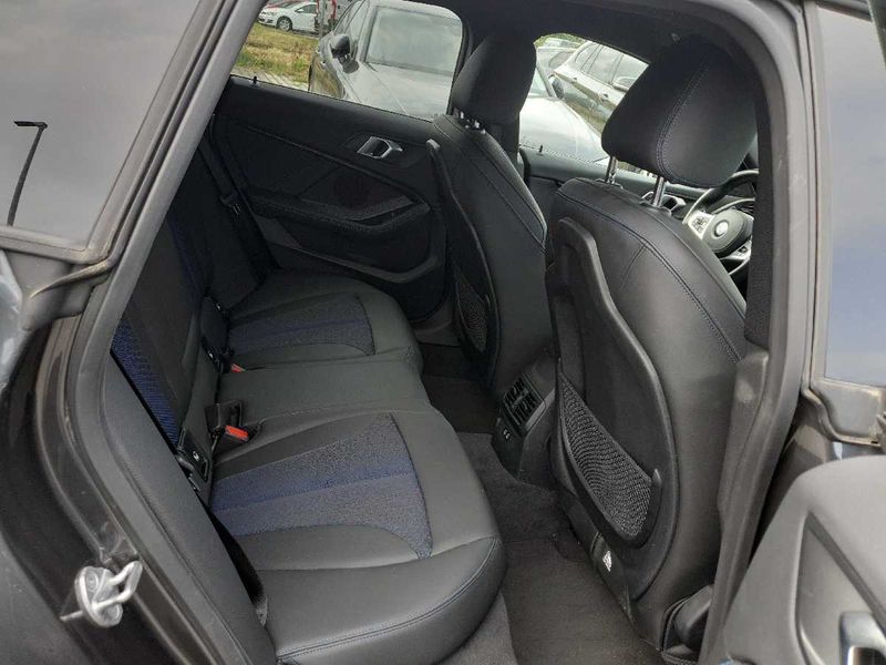 BMW 2 Series • 2021 • 40,000 km 7