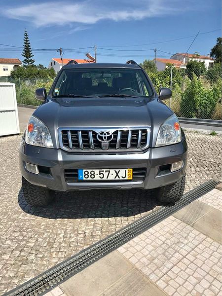 Toyota Land Cruiser • 2004 • 199,000 km 1