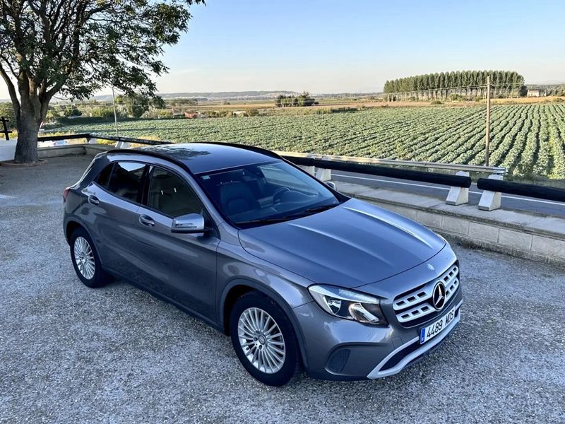 Mercedes-Benz GLA • 2017 • 79,900 km 10